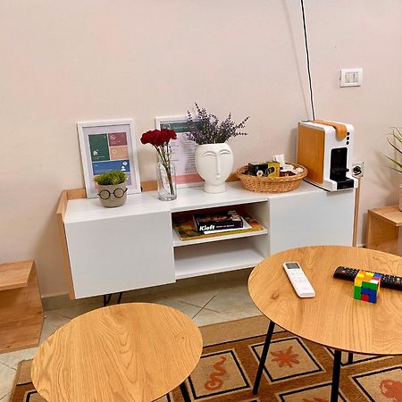Dori'S Wilson Studio At Blloku Neighborhood Tiranë Ngoại thất bức ảnh